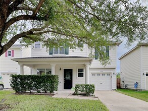 Building Photo - 11338 Log Cabin Ln