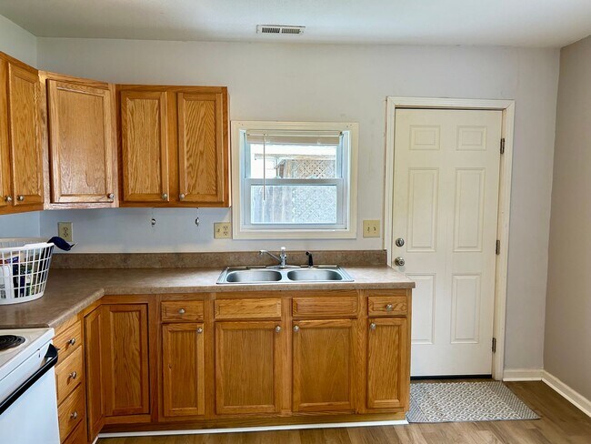 Foto del edificio - 2-Bed/1-Bath Home in Bluffton!