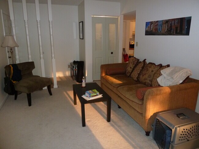 Foto del edificio - 8875 Flamingo Ct