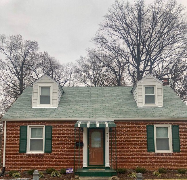 Foto del edificio - 6911 24th Ave