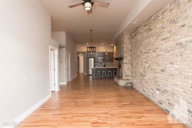 Foto del edificio - 2723 N Halsted St