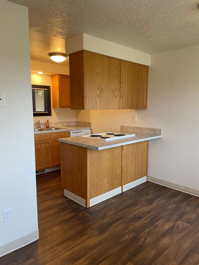 Interior Photo - College Green Duplexes