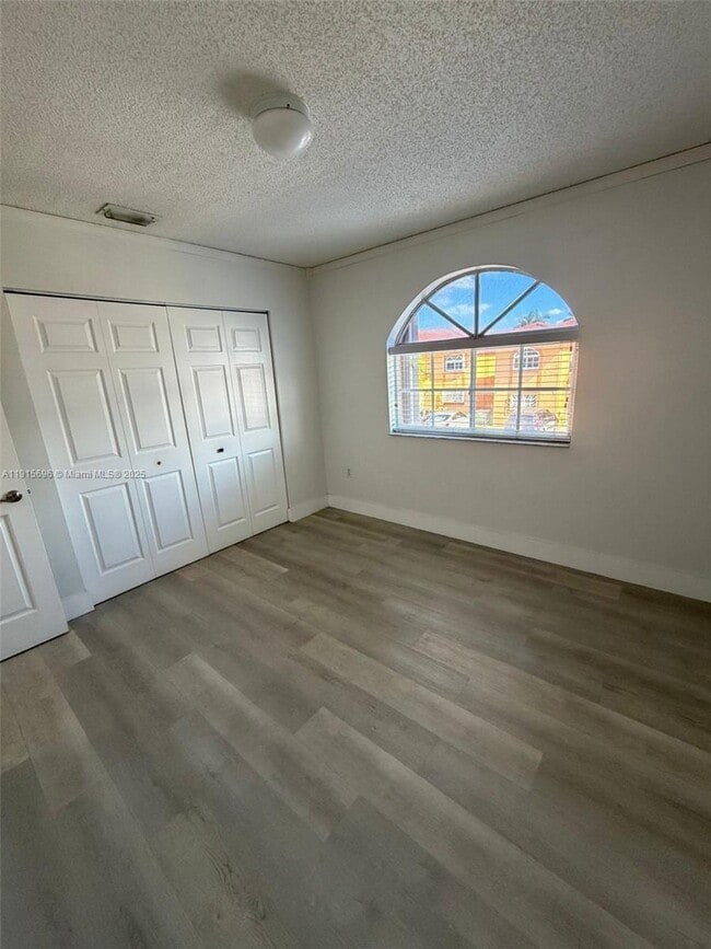 Building Photo - 3375 W 76th St
