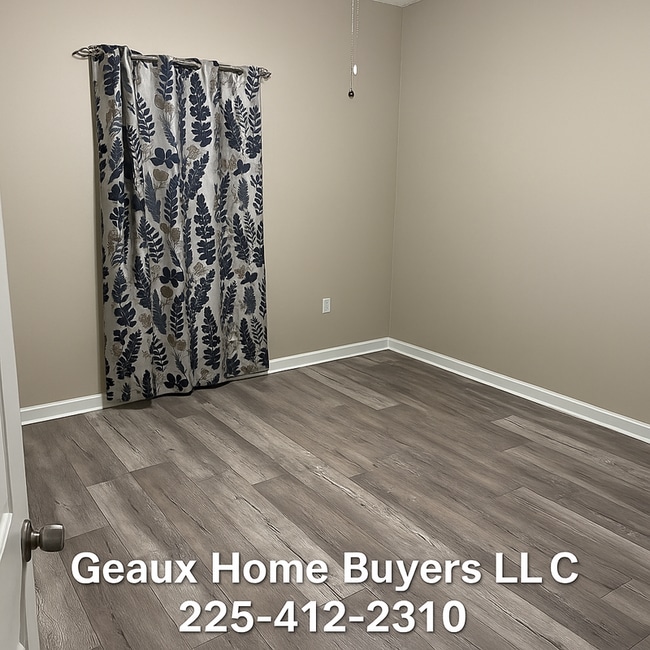 Building Photo - 541 Meadow Bend Dr