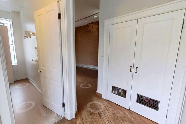 Photo - 2222 Ohio Ave Apartment