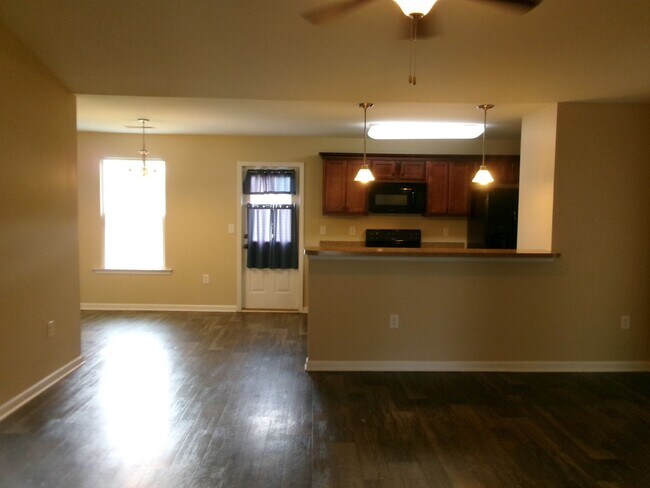Foto del edificio - Rent Special! 3 bedroom, 2 bath home conveniently located in Conway