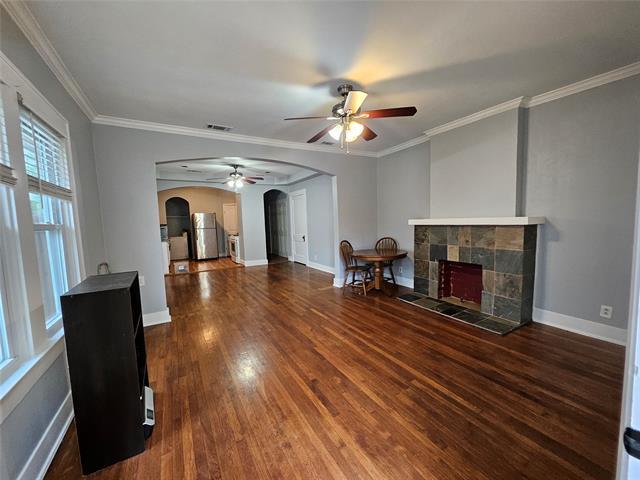 Foto del edificio - 5311 Richard Ave