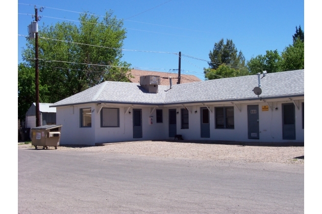 Building Photo - 107 E Pinal St