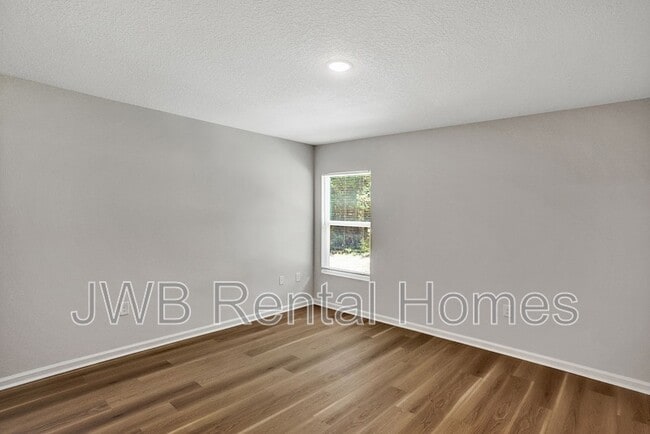 Building Photo - 63 W 53rd St
