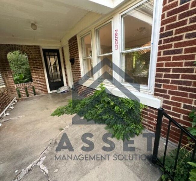 Building Photo - 2 Bedroom Home Available for Lease & Rent to Own!