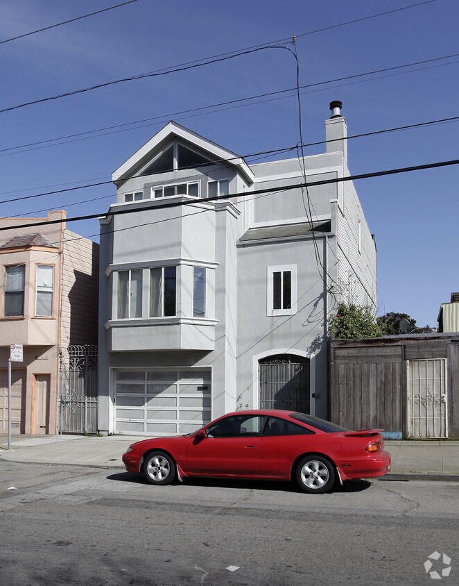 Building Photo - 1025 Phelps St