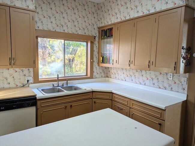 Foto del edificio - 169 S 200 W