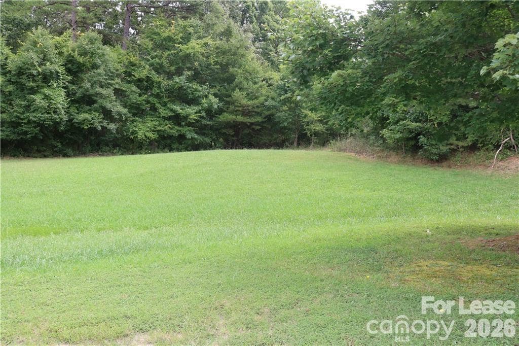 Building Photo - 10000 Seven Oaks Dr