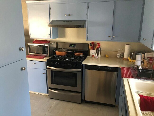 Foto del edificio - 1022 Linden St