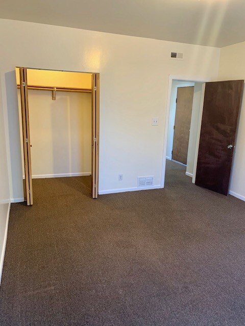 Primary Photo - 1515 W 80th St