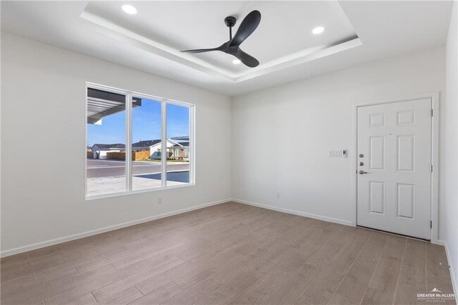 Building Photo - 13 San Andres