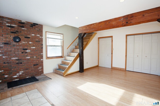 Foto del edificio - 85 Quarry Rd