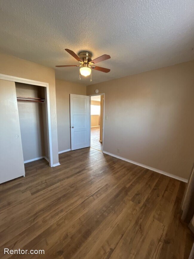 Building Photo - 2 br, 1 bath House - 144 Perch St