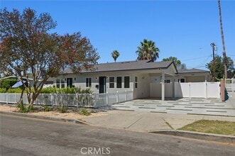Building Photo - 7649 Melvin Ave