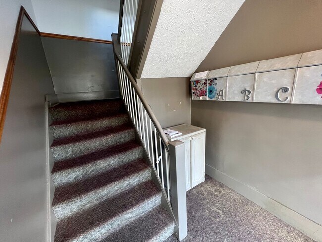 Foto del edificio - 3508-3510 4th Avenue (Full Service)