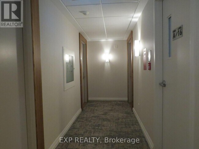 Photo du bâtiment - 763-1763 Bay St.