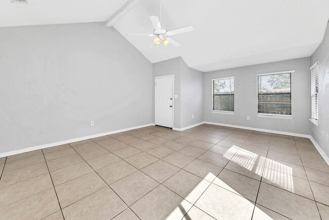 Foto del edificio - Adorable 3 Bed 2 Bath House for rent