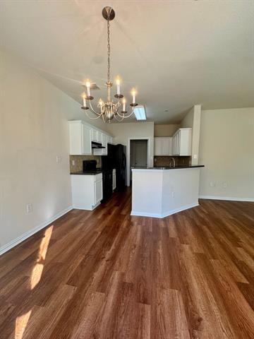 Building Photo - 7228 Mediterranean Dr