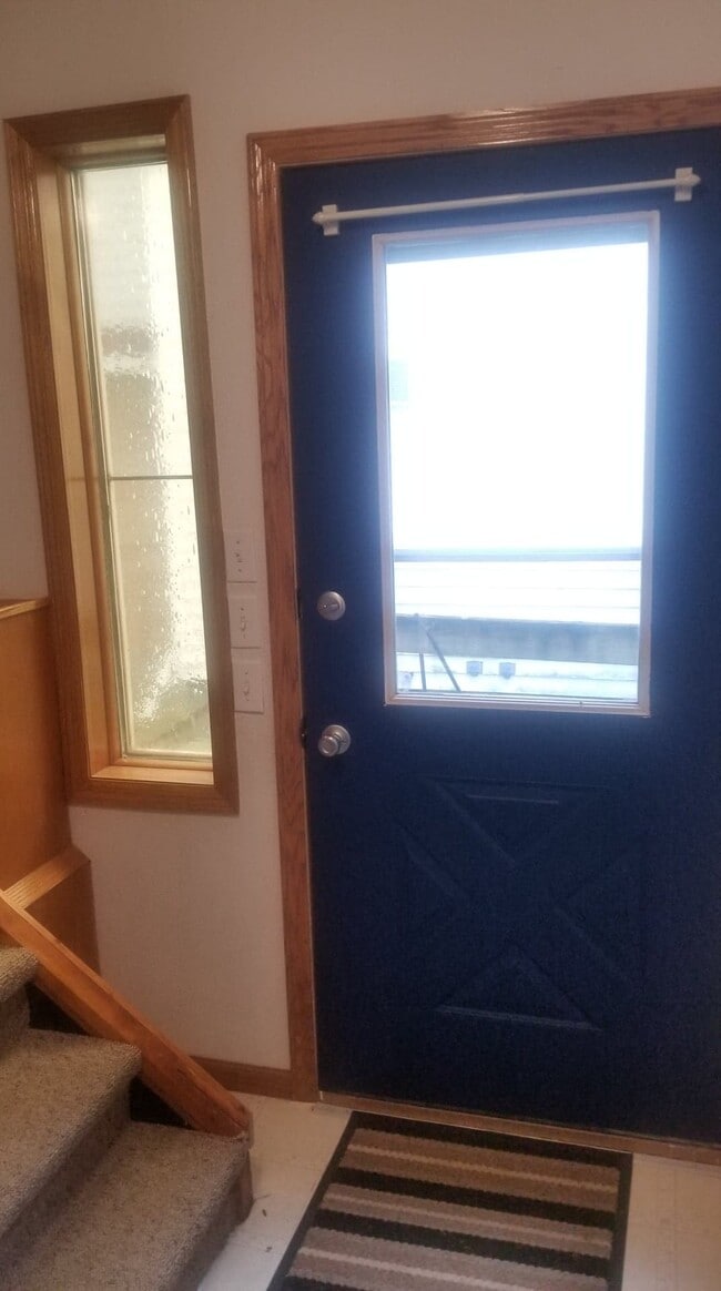 Building Photo - 1040 Cedar Street