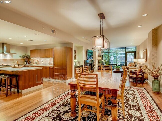 Foto del edificio - 311 NW 12th Ave