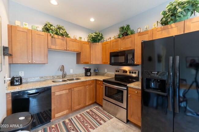 Foto del edificio - 33610 N Rifleman Rd