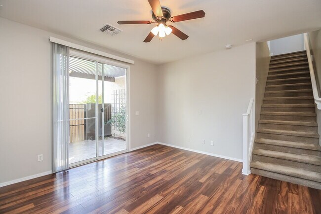 Building Photo - 1636 S Chatsworth