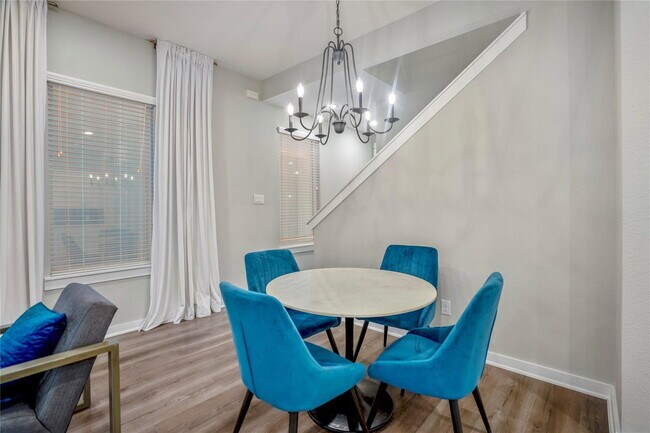 Foto del edificio - 8474 Berry Green Ln