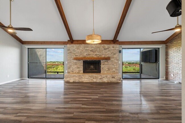 Foto del edificio - 409 Hi There