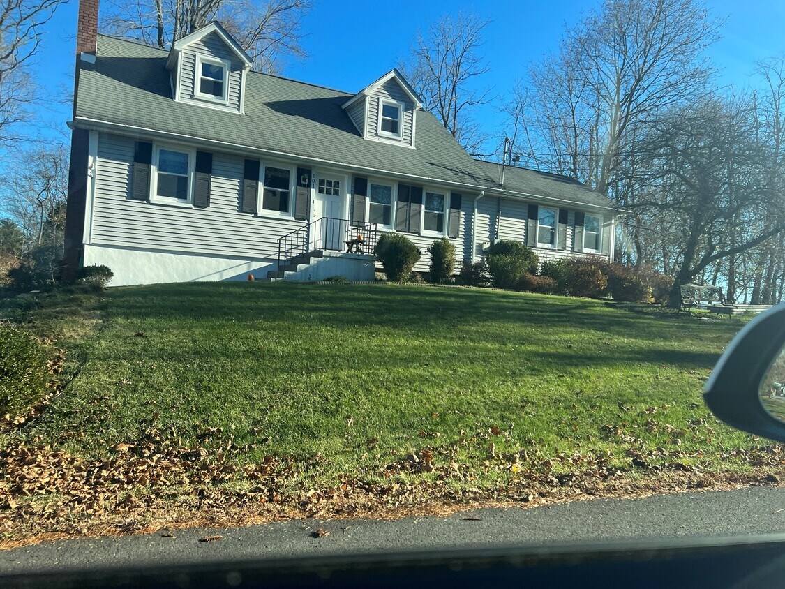 Foto principal - 101 Sunrise Hill Rd