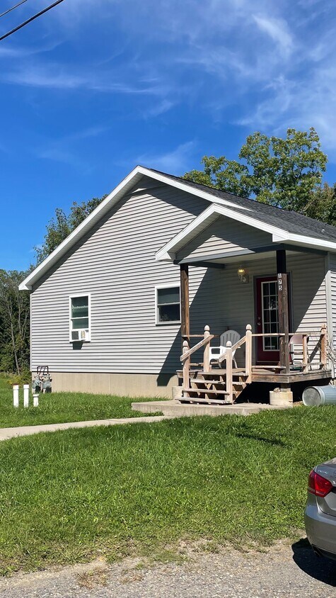 Foto principal - 175 Kendall Ave