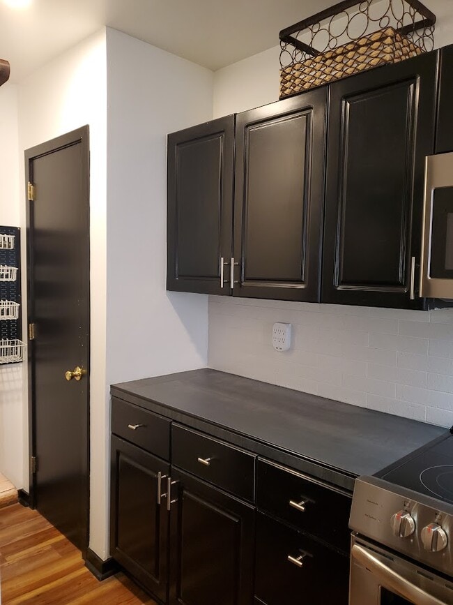 Walk-In Pantry - 311 N 2nd St