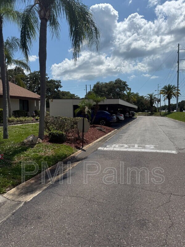 Building Photo - 2205 Belleair Rd