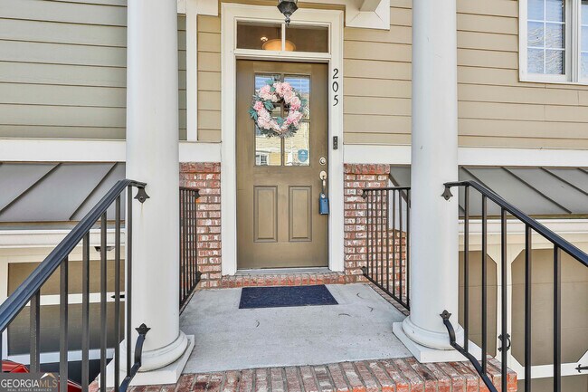 Foto del edificio - 205 Lexington Village