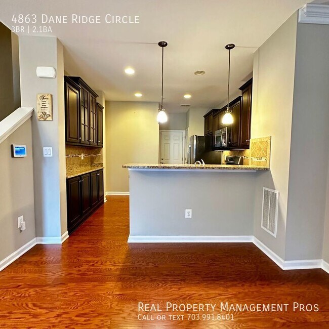 Building Photo - 4863 Dane Ridge Cir