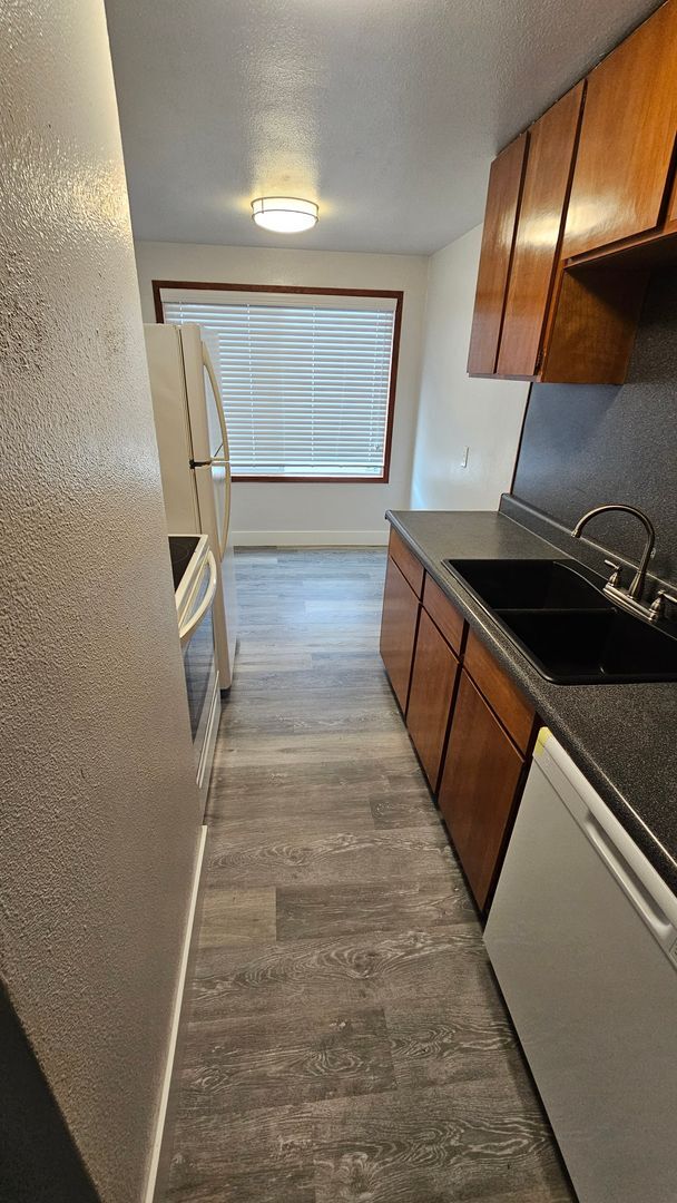 Photo - Arvin Duplex Apartment