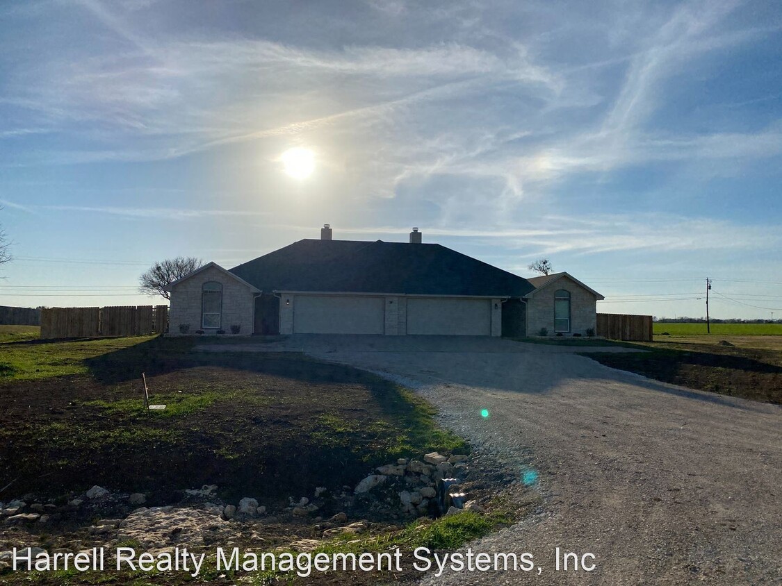 Primary Photo - 3 br, 2 bath House - 170 Quail Hollow