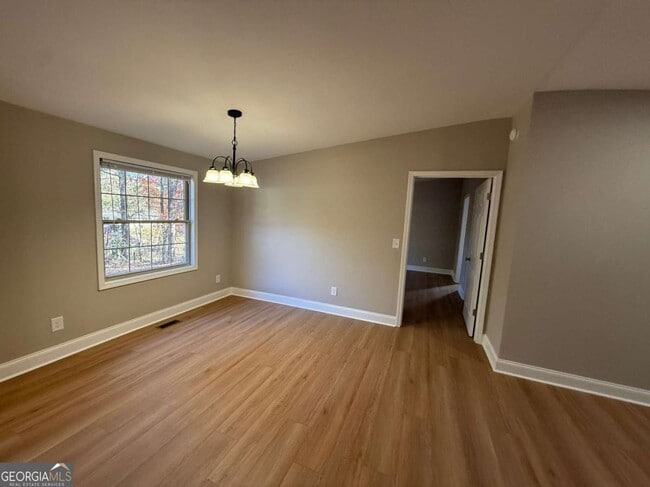 Foto del edificio - 3726 Bolding Rd