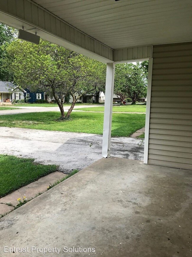 Building Photo - 2 br, 1 bath House - 2132 S. Florence