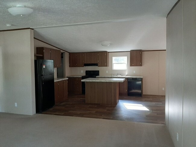 Building Photo - 197 Brandenburg Dr