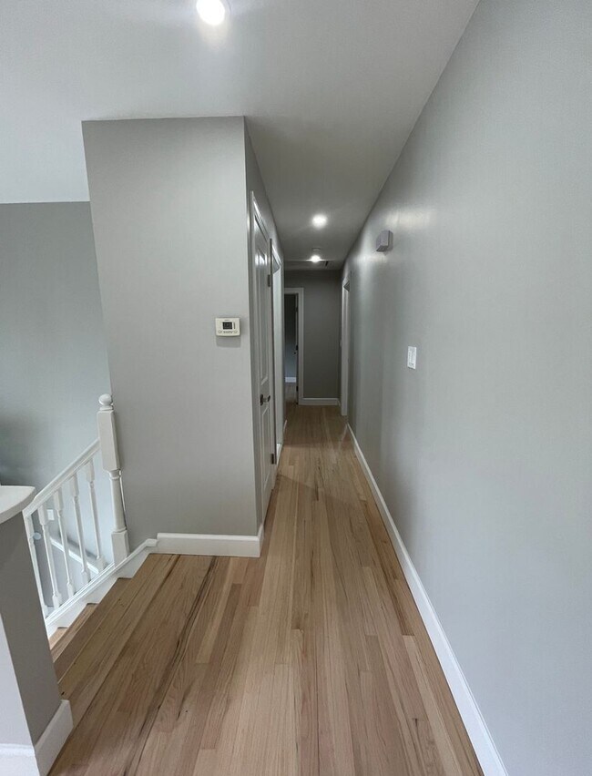 Foto del edificio - Beautiful 4 Bedroom 3 Bathroom Home for Re...