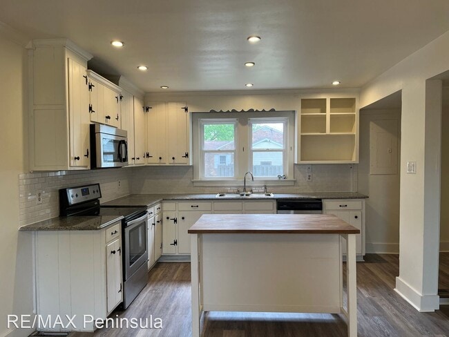 Building Photo - 4 br, 3 bath House - 1206 Todds Lane
