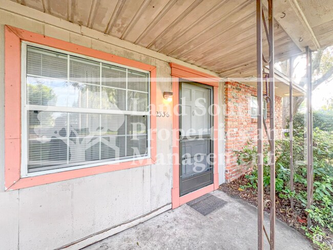 Foto del edificio - 2336 Broadway St