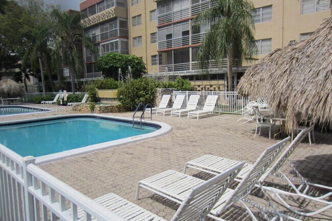 Foto del edificio - 406 NW 68th Ave