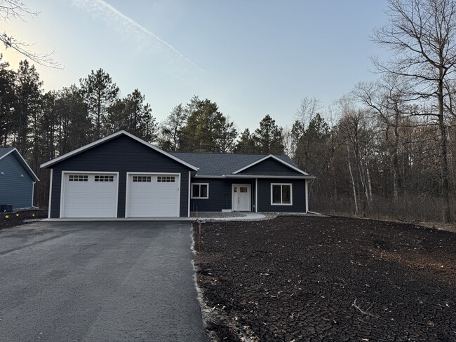 Foto del edificio - 11613 Forestview Dr