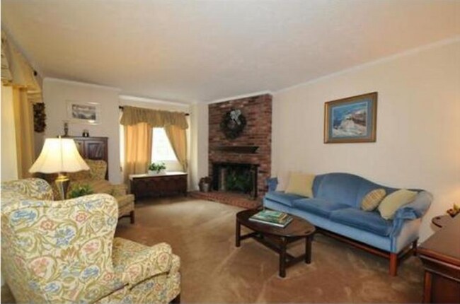 Living Room - 17 Treasure Way